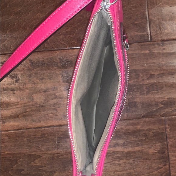 Coach cross body purse - Picture 2 of 4